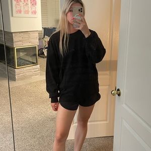 Lululemon Oversized Black Crewneck